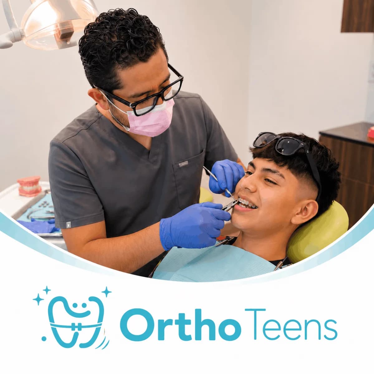 Orthodontist fitting braces on a teenager at Dentalist Tijuana